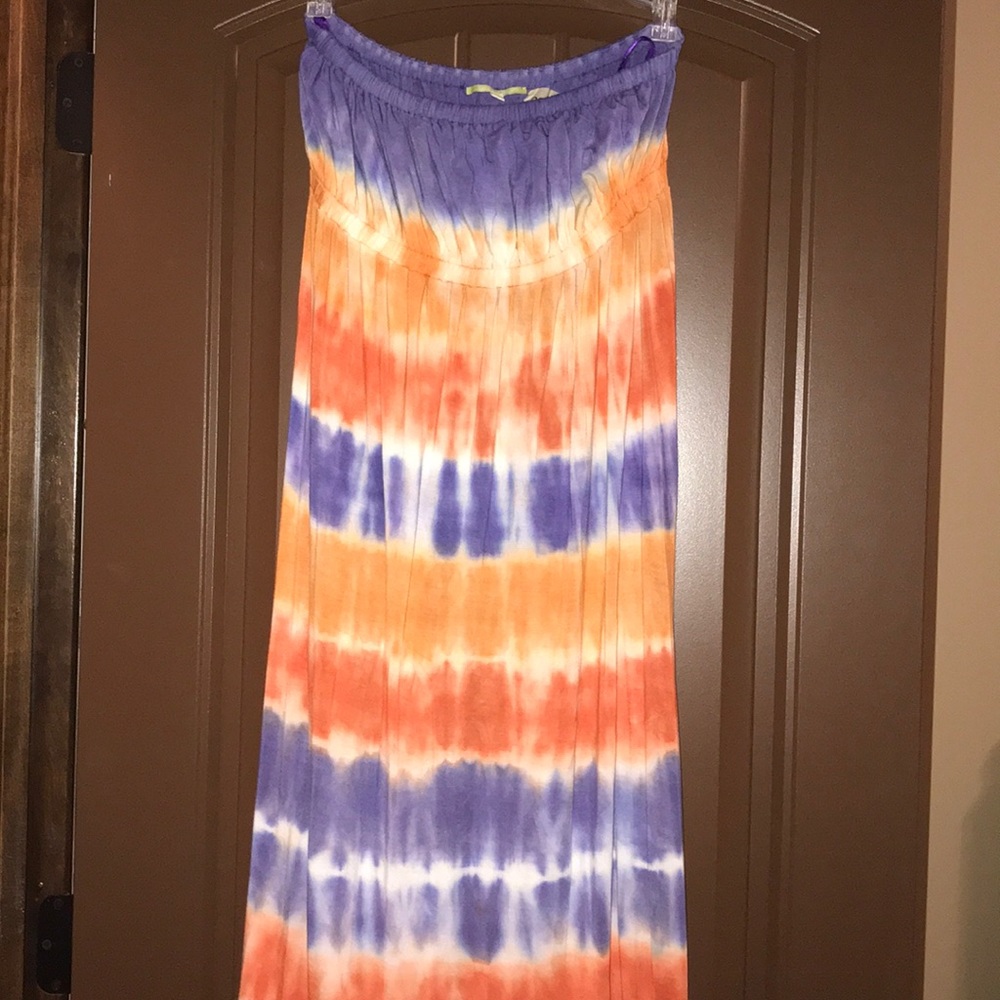 Tie Dye strapless maxi